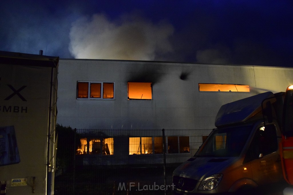 Grossbrand Halle Troisdorf Kriegsdorf Junkersring P527.JPG - Miklos Laubert